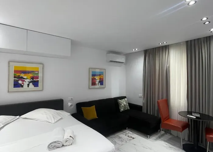 Apartament Midnight Tirana