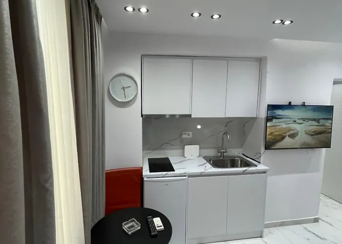 Midnight Apartament